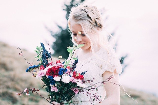 Dicas de Como Escolher o Buquê de Flores para a Noiva