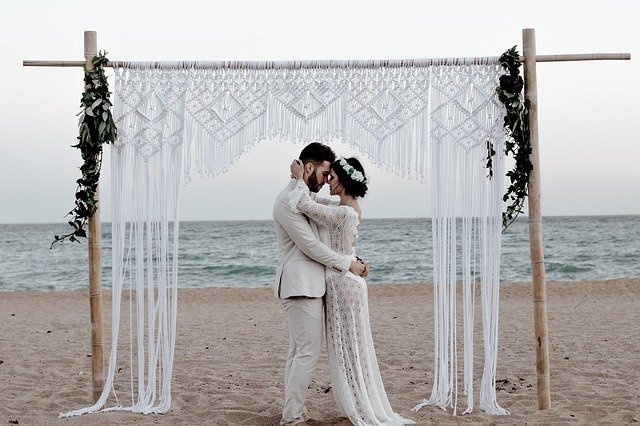 Love Couple Family Wedding  - 8090666 / Pixabay